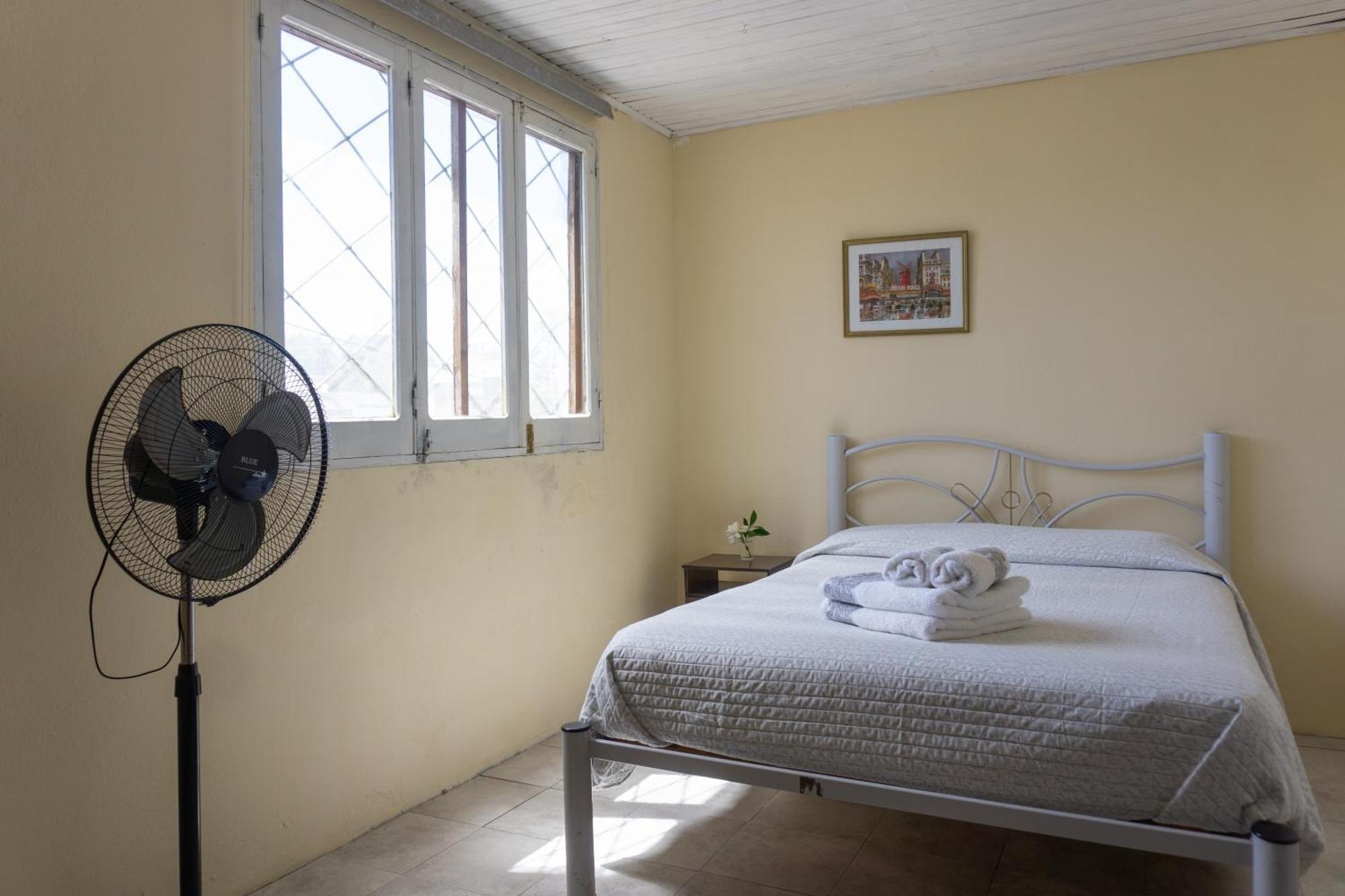 Mi Casa Es Tu Casa Apartment Melo Bagian luar foto